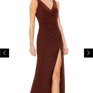 Ieena Duggal - 26513 V-Neck High Leg Slit Size 10